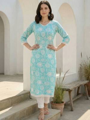 Women floral printed floral kurta 3