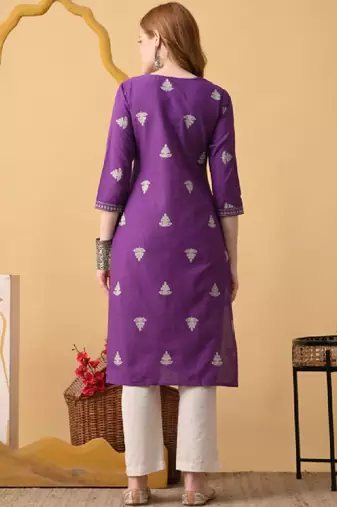 Women embroidered floral kurta
