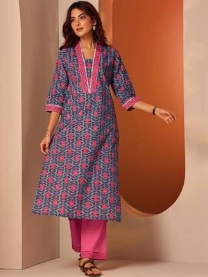 Women floral printed straight cotton kurta 1