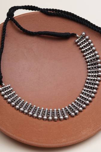 Silver rhythm necklace