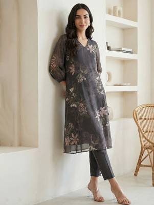 Women floral a-line printed kurta 1