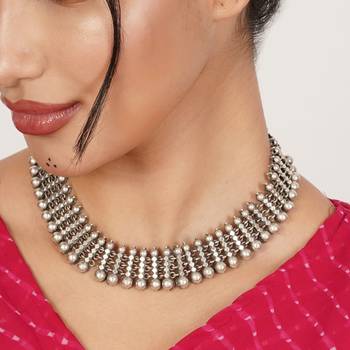 Silver rhythm necklace 4