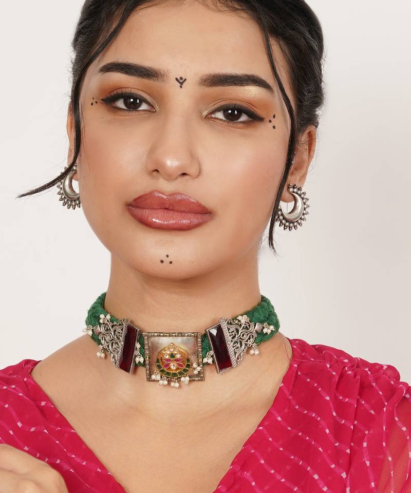 Floral braid necklace with matching earring