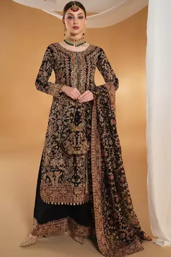 Women floral embroidered thread work floral georgette kurta
