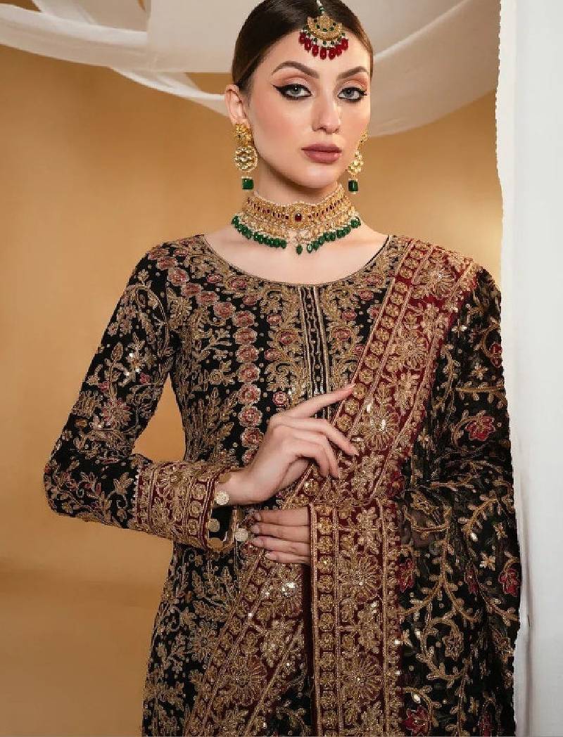 Women floral embroidered thread work floral georgette kurta