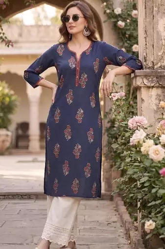 Women floral printed thread work floral kurta