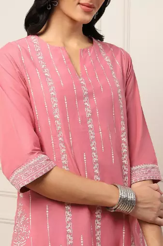 Women ethnic motifs printed kurta
