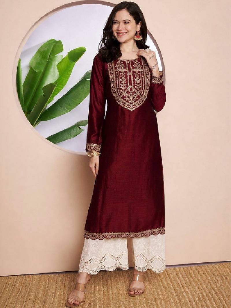 Women ethnic motifs embroidered thread work kurta