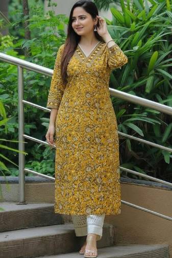 Women floral printed kurta