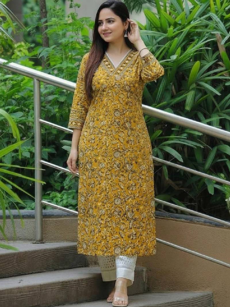 Women floral printed kurta