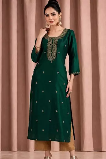 Women embroidered thread work kurta