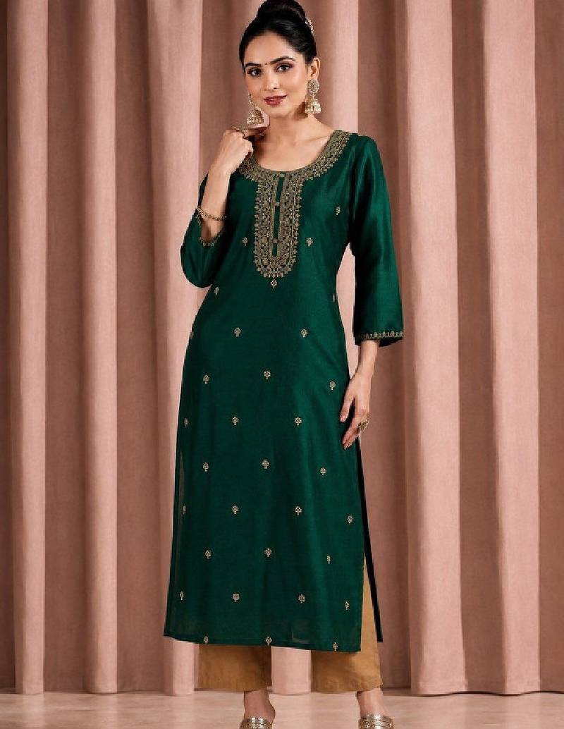 Women embroidered thread work kurta