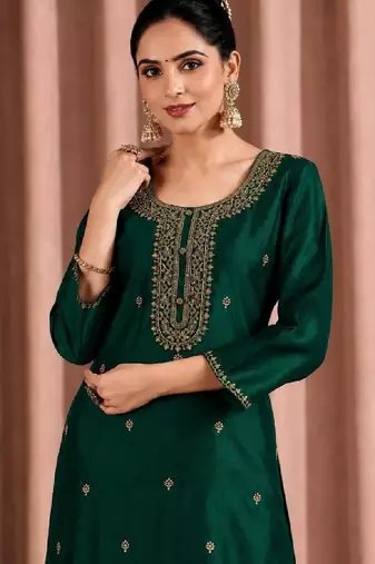 Women embroidered thread work kurta