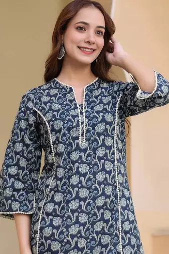 Women floral printed indie florals kurta