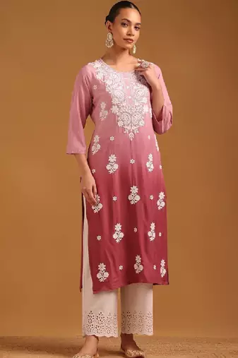 Women embroidered chikankari kurta