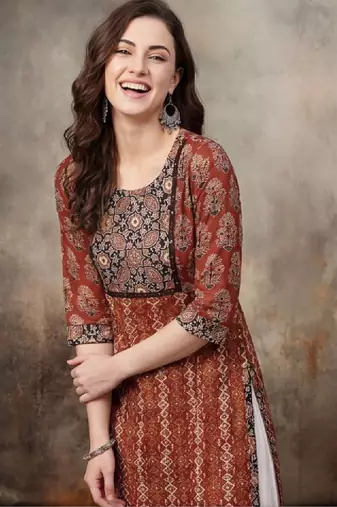 Women ethnic motifs printed indie prints kurta