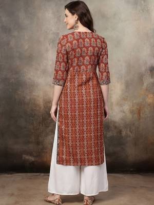 Women ethnic motifs printed indie prints kurta 2