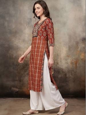 Women ethnic motifs printed indie prints kurta 3
