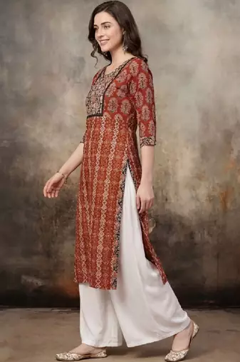 Women ethnic motifs printed indie prints kurta