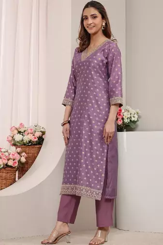 Women ethnic motifs printed chanderi silk kurta