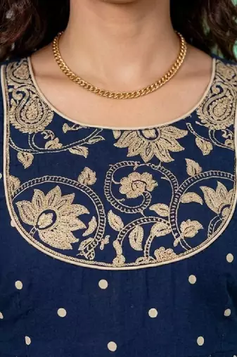Women ethnic motifs printed thread work anarkali kurta