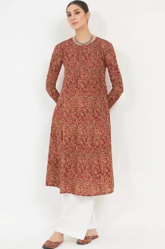 Women paisley printed kurta