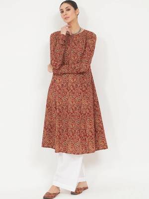 Women paisley printed kurta 3