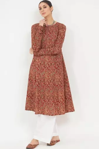 Women paisley printed kurta