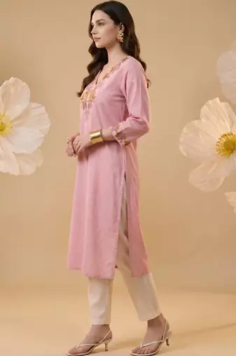 Women floral embroidered thread work floral kurta