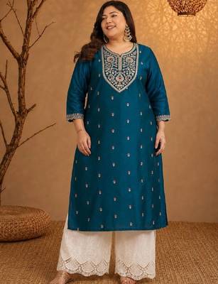 Women embroidered thread work kurta 4