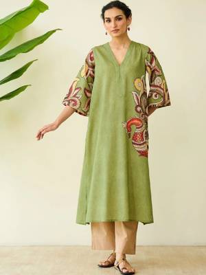 Women ethnic motifs printed indie prints kurta 3