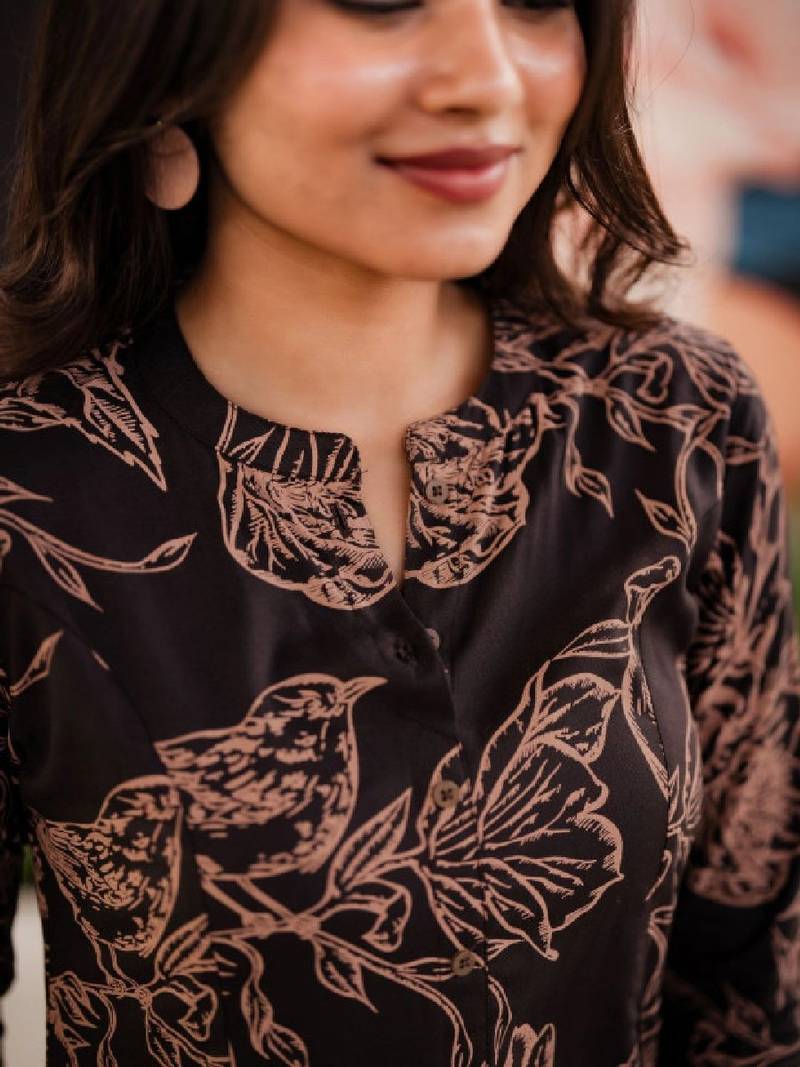 Women floral printed floral kurta