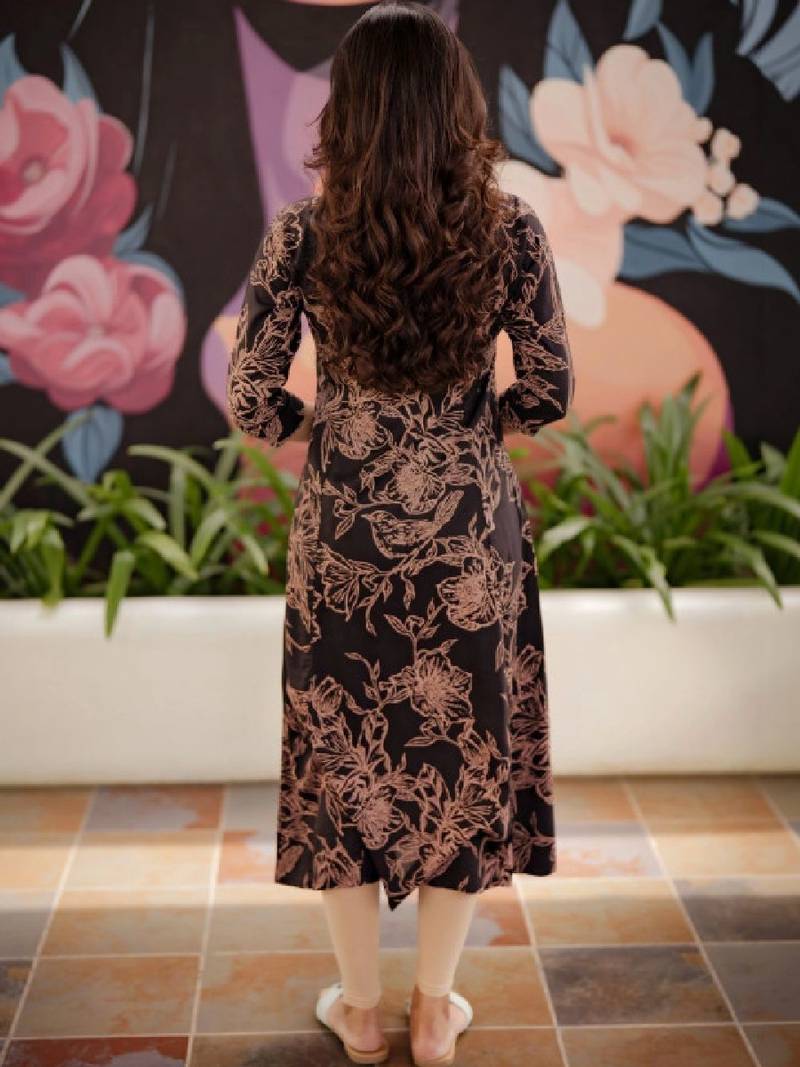 Women floral printed floral kurta