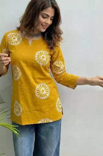 Women ethnic motifs printed kurta