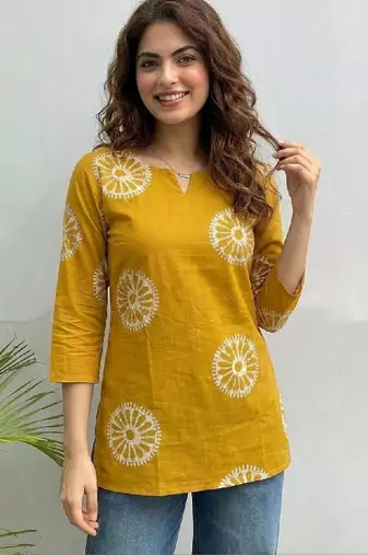 Women ethnic motifs printed kurta