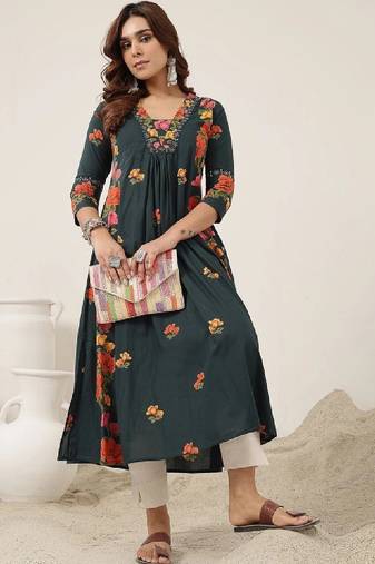 Women floral printed thread work floral anarkali kurta