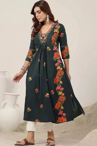 Women floral printed thread work floral anarkali kurta