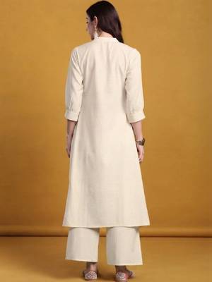 Women floral embroidered thread work floral kurta 2