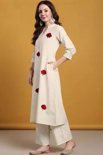 Women floral embroidered thread work floral kurta