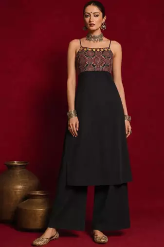 Women navratri backless kurta