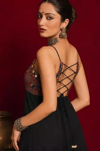 Women navratri backless kurta