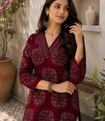 Women ethnic motifs printed indie prints kurta