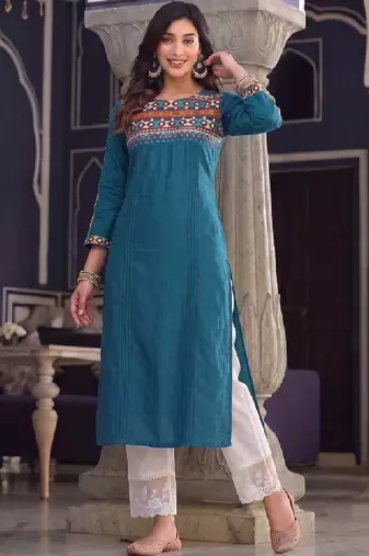 Women embroidered thread work dobby kurta