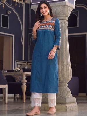 Women embroidered thread work dobby kurta 4