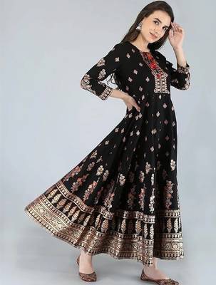 Women ethnic motifs printed anarkali kurta 2