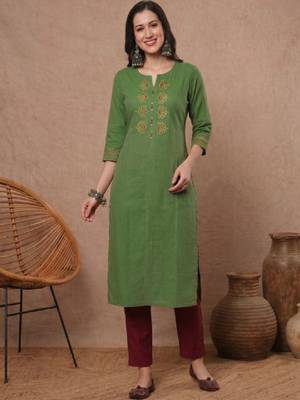 Women embroidered thread work kurta 1