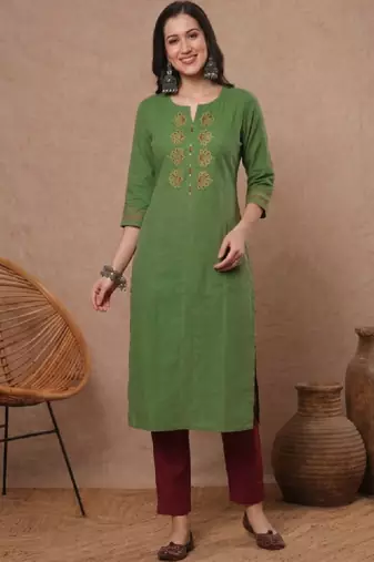 Women embroidered thread work kurta