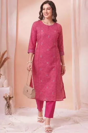 Women checked floral kurta