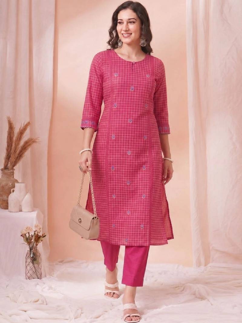 Women checked floral kurta