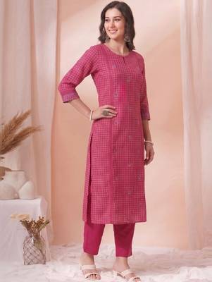 Women checked floral kurta 3